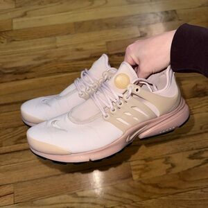 Nike Air Presto in Silt Red